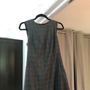 Theory Helaina Wilford Grey Plaid Dress sz 4